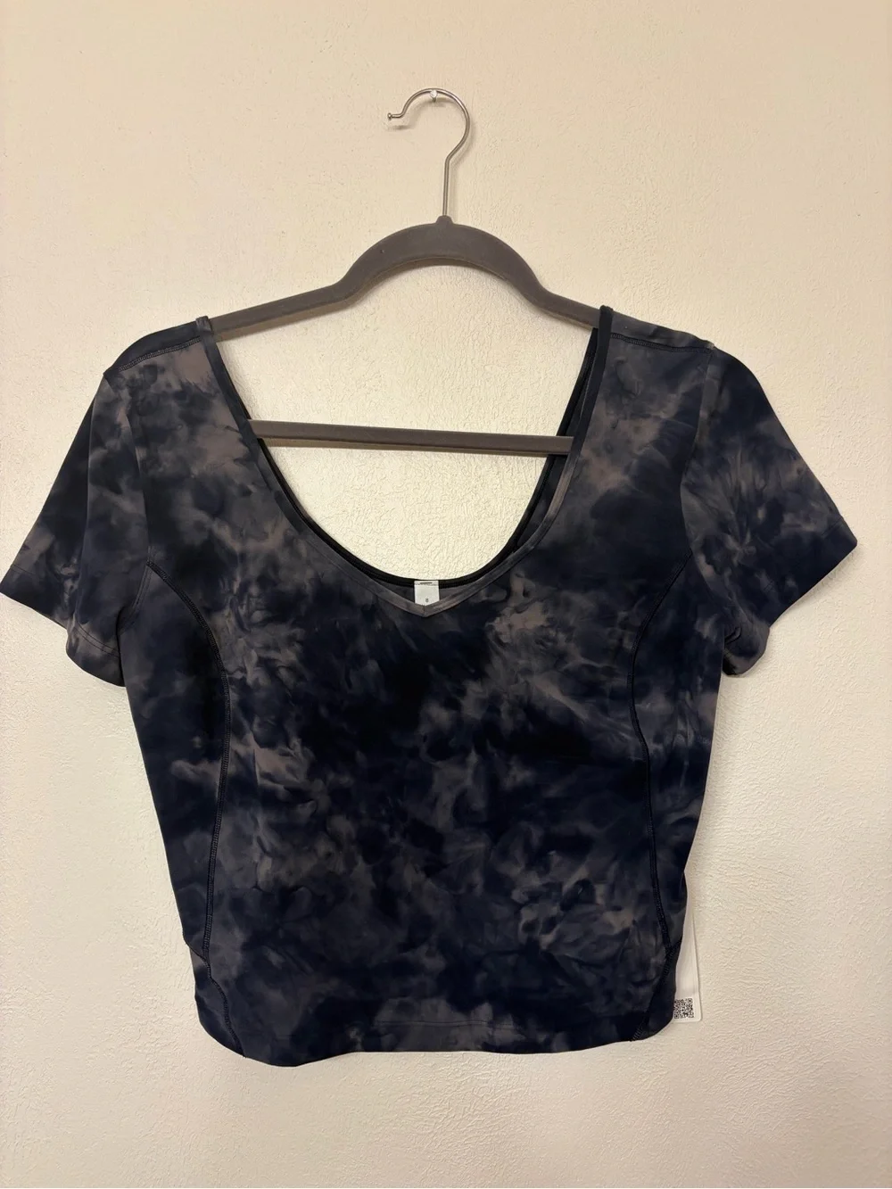Lululemon Women’s Navy Blue Tie Dye Align Short Sleeve Cropped Shirt Size 8